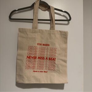 Steve Madden Tote Bag “Never Miss a Beat” Red and Cream Have a Nice Day!